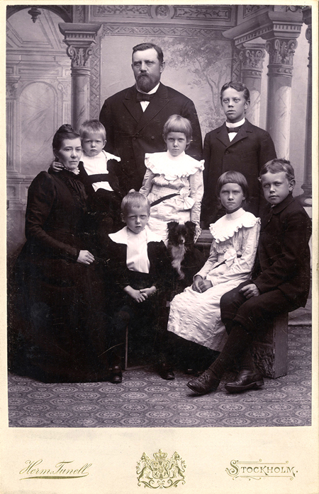 Eriksson-Carl-1900-familj-hd mindre